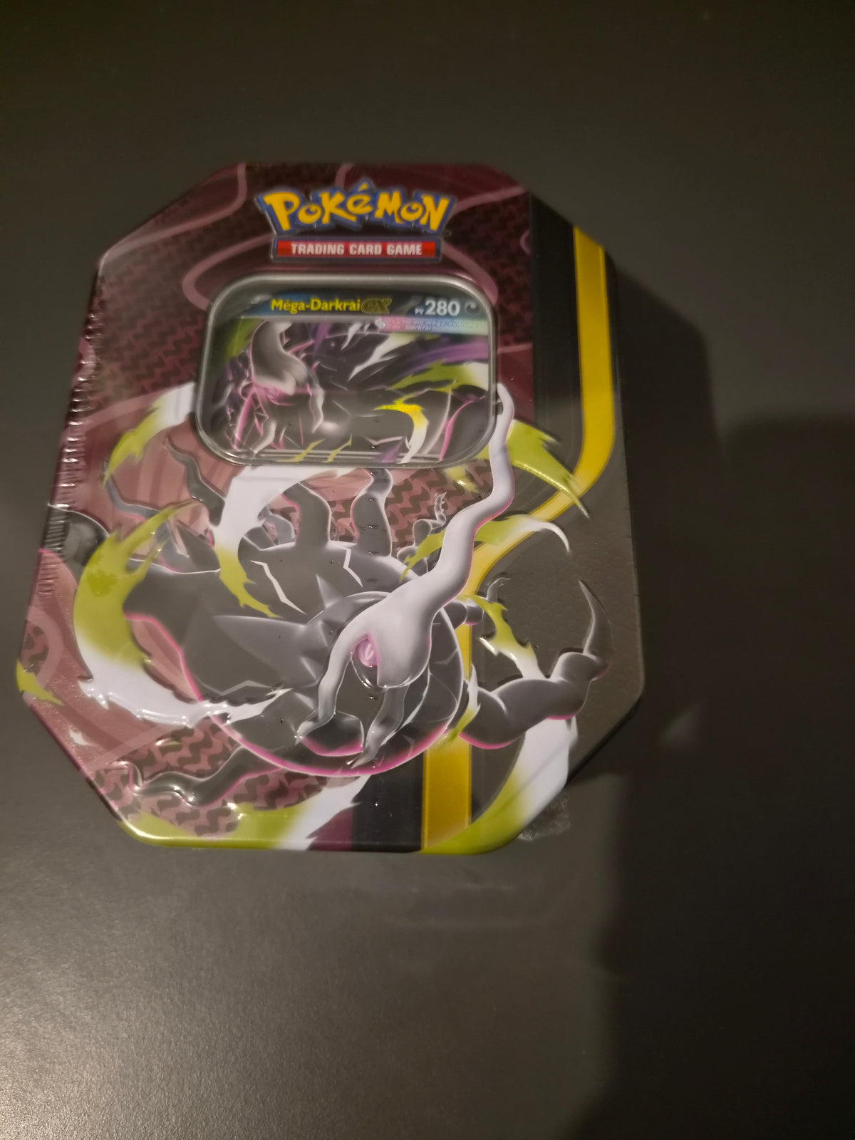 Tin Méga-Darkrai-ex – face avant