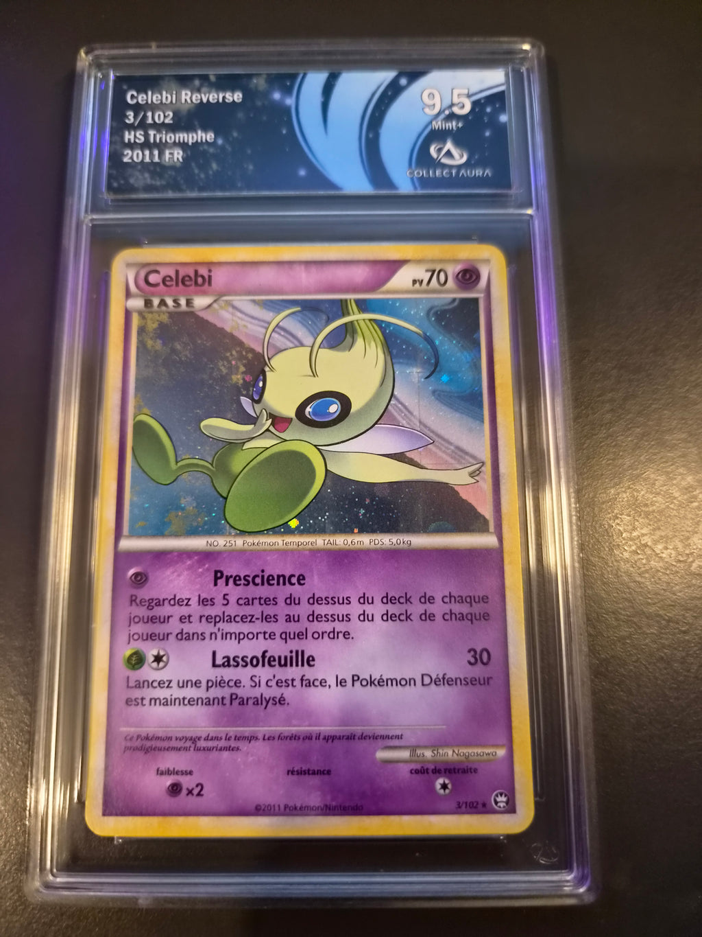 Celebi Reverse 3/102 — HS Triomphe FR 2011 — Gradé Collect Aura 9.5 Mint+