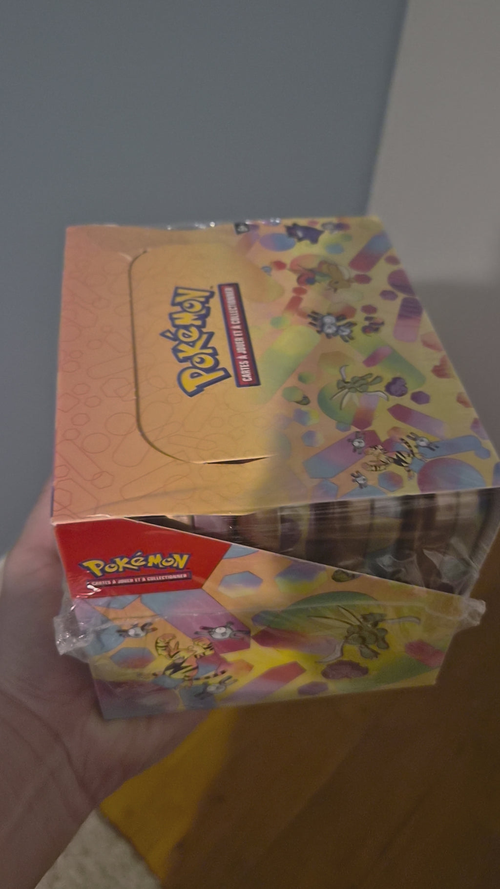 Pokémon EV3.5 151 — Display Mini Tin (10 boîtes) scellé d'origine